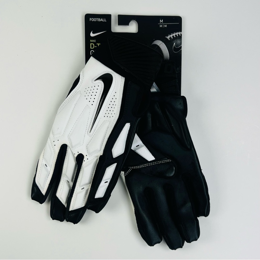 NIKE D-Tack 6.0 Lineman Football Gloves GF0655-118 Size M White/Black **New**